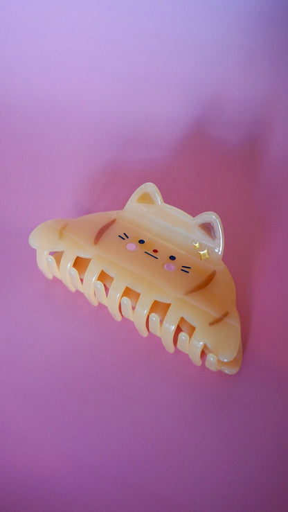 Croissant Cat Claw Clip