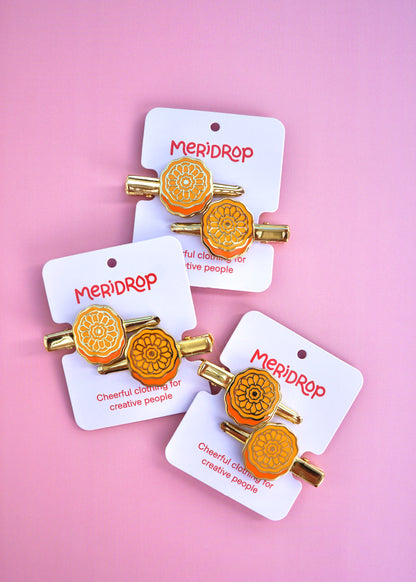 Mooncake Hair Clip Set